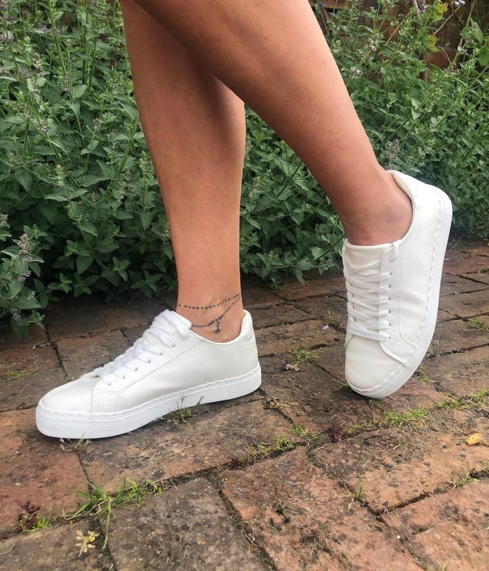 White Scallop Trim Trainers