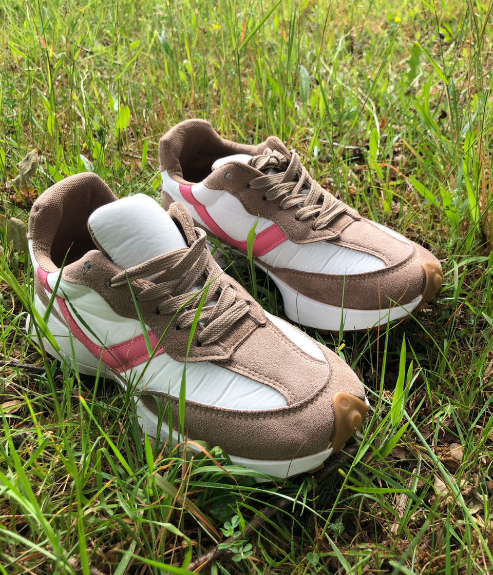 White & Pink Trim Trainers