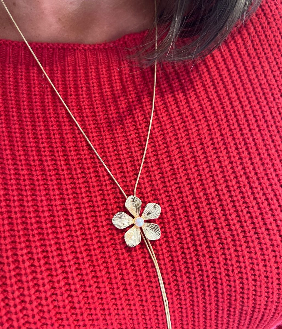 Gold Daisy Flower Necklace