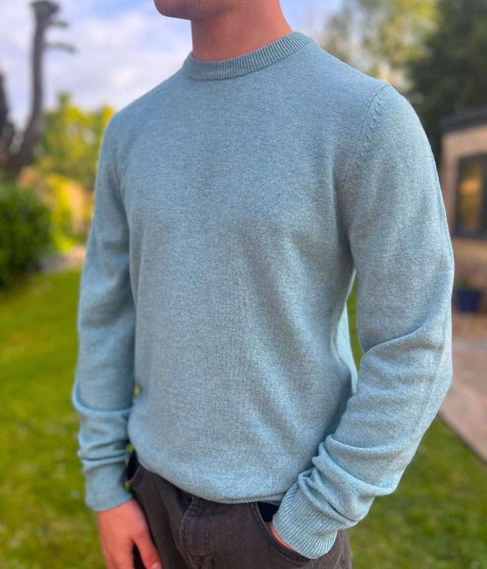 Blue Men's Extra Fine Lambswool Jumper