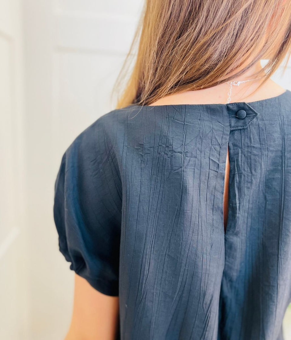 Black Short Sleeve Textured Blouse