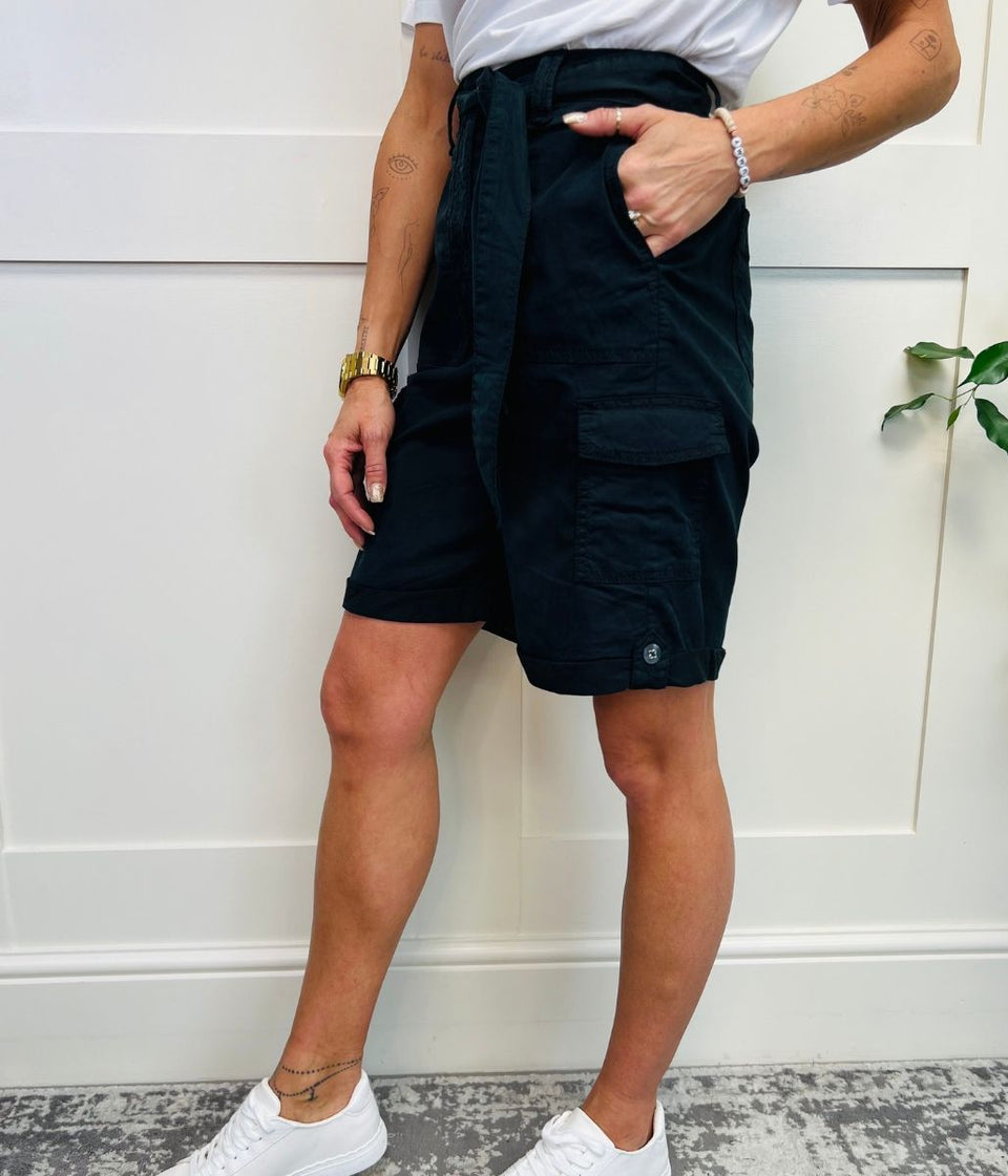 Black Long Cargo Shorts 6,22, 24